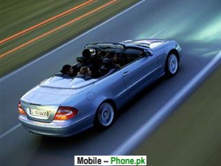 fast_riding_car_320x240_mobile_wallpaper.jpg