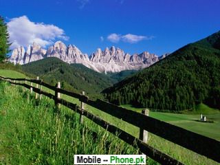 nature_mountains_320x240_mobile_wallpaper.jpg