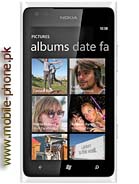 Nokia Lumia 900 Pictures