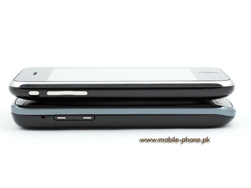 Samsung I8000 Omnia II Pictures