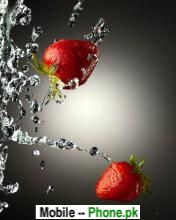 strawberry_on_water_nature_mobile_wallpaper.jpg